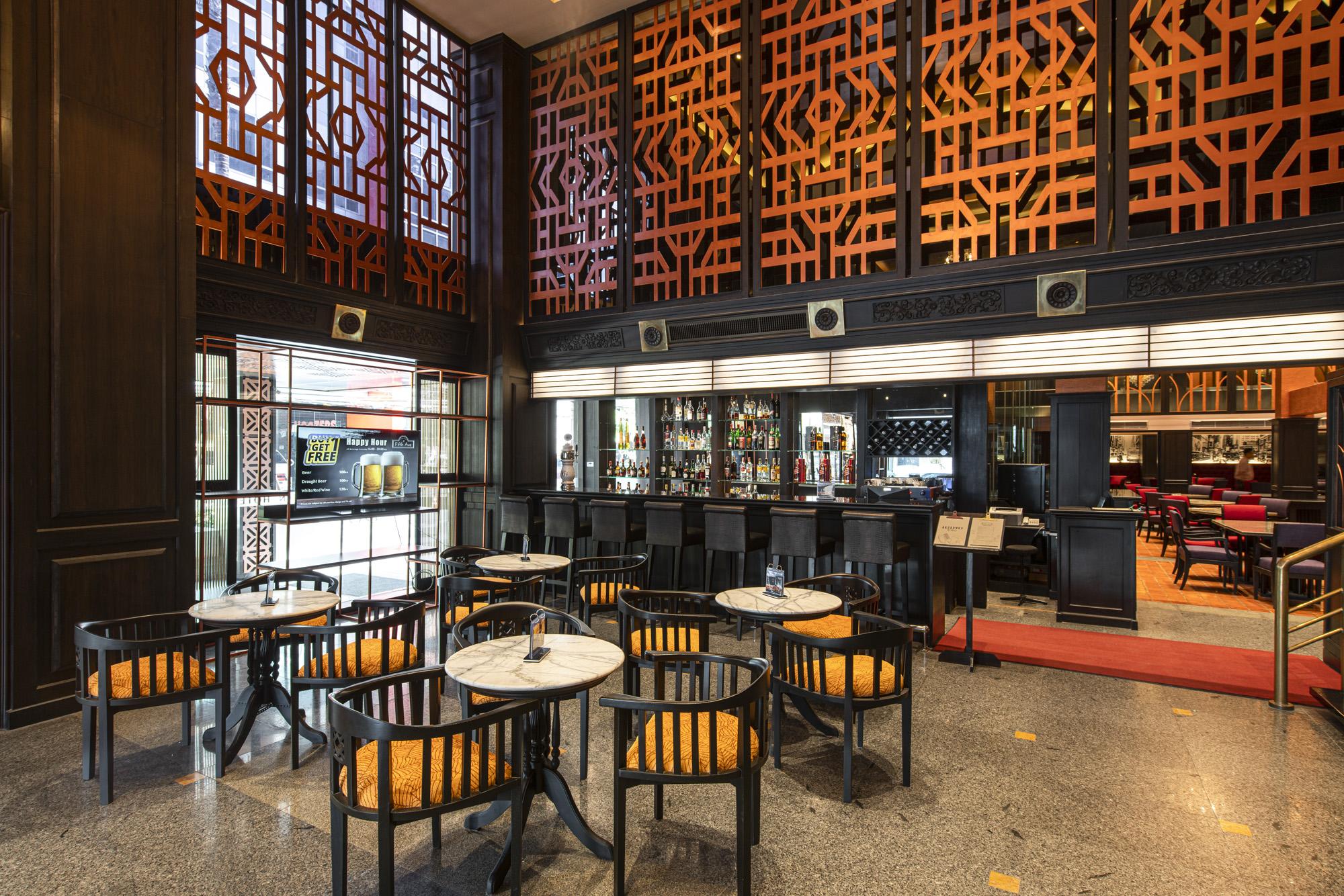 Manhattan Hotel Bangkok Restaurant foto