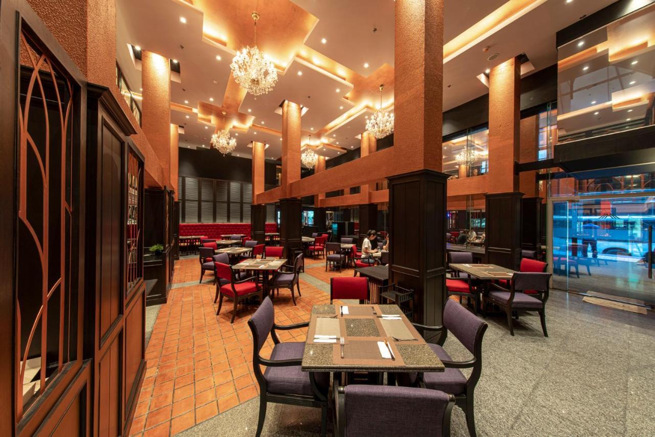 Manhattan Hotel Bangkok Exterior foto