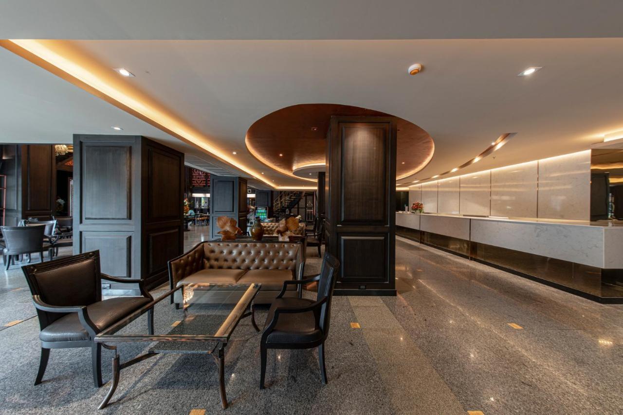 Manhattan Hotel Bangkok Exterior foto